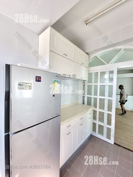 冬青阁 租盘 3 房 , 2 浴室 1,073 平方尺