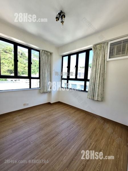 冬青阁 租盘 3 房 , 2 浴室 1,073 平方尺