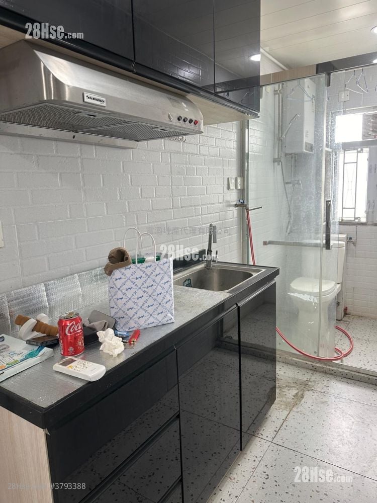 Village Rental 1 Bedroom , 1 Bathroom 400 ft²