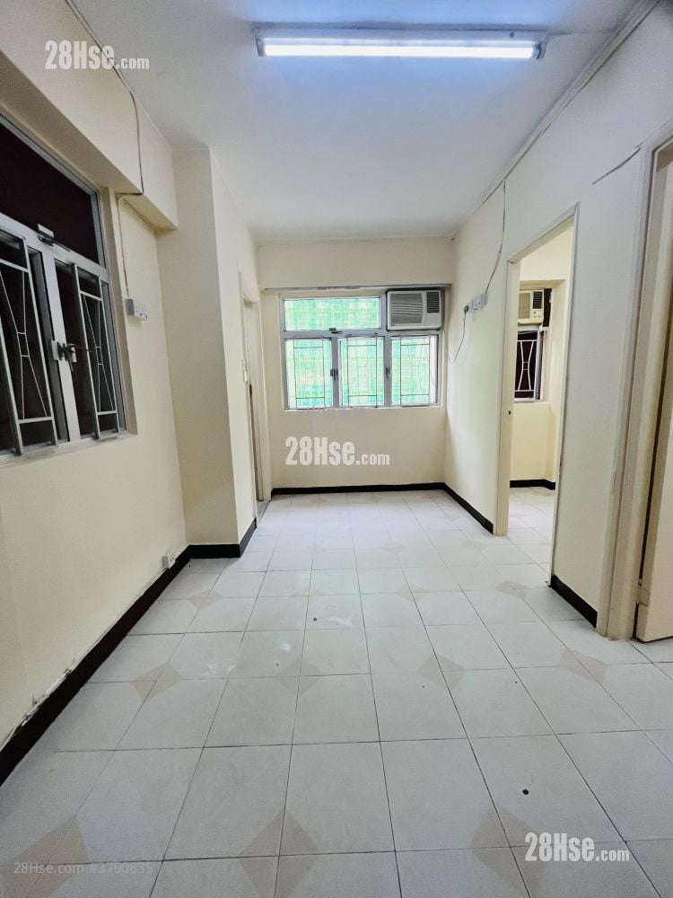 Honour Building Rental Studio , 1 Bathroom 311 ft²