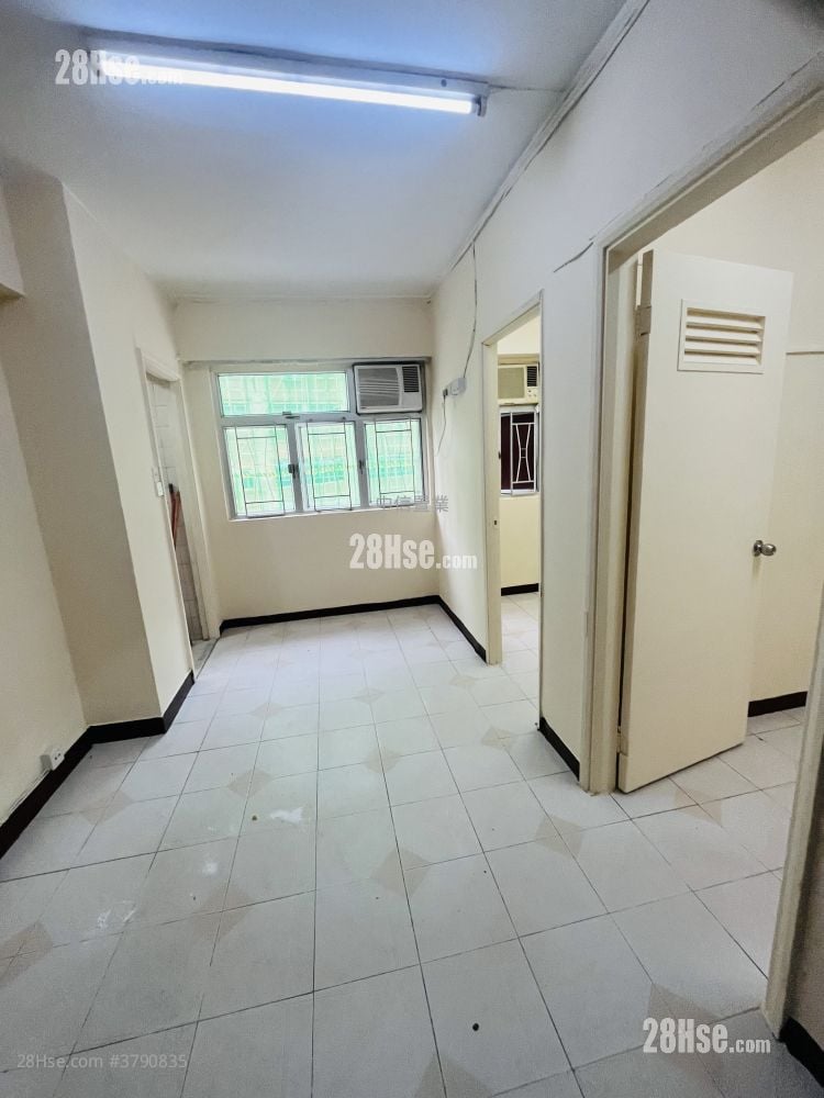 Honour Building Rental Studio , 1 Bathroom 311 ft²