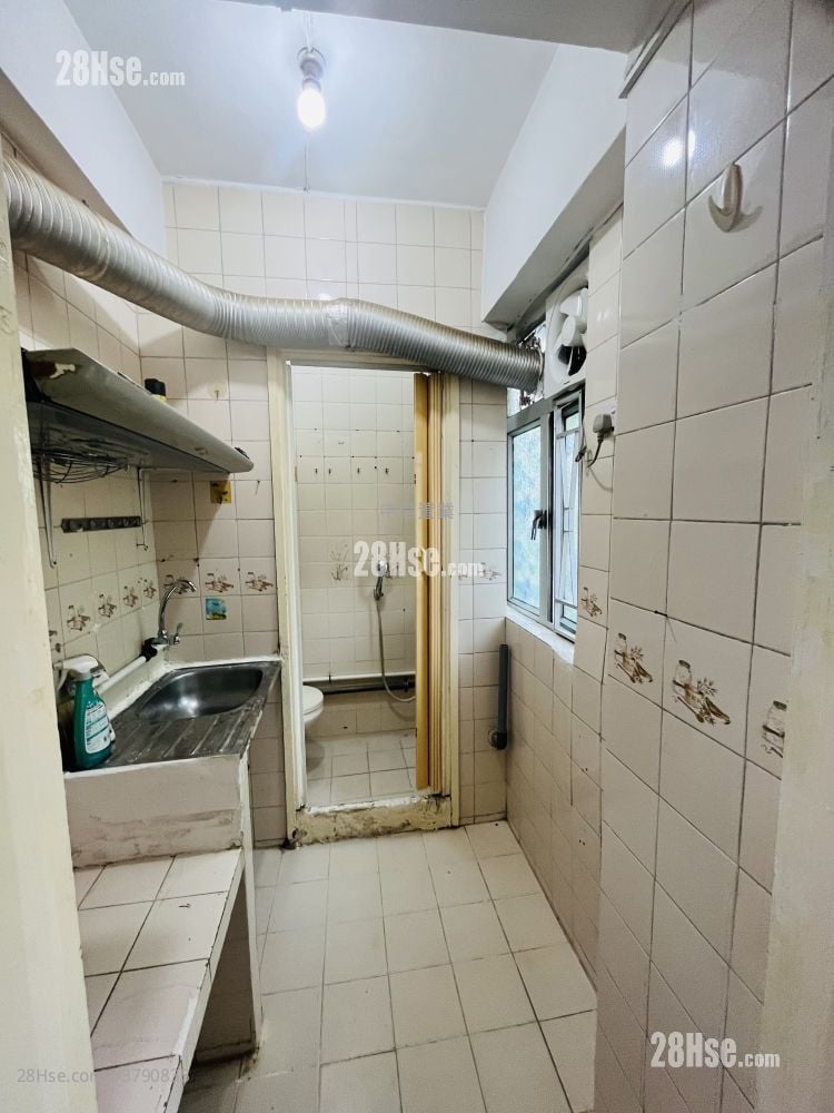 Honour Building Rental Studio , 1 Bathroom 311 ft²