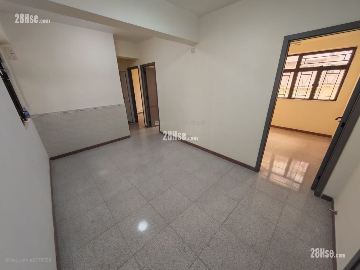 唐楼 租盘 3 房 , 1 浴室 504 平方尺