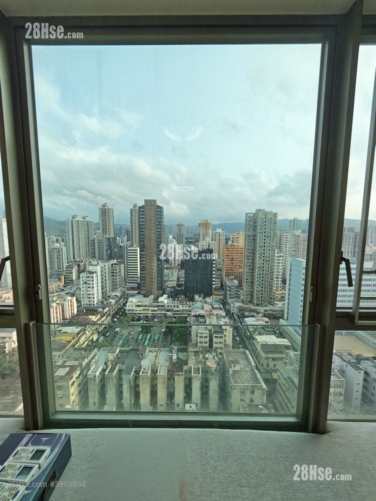 Yuccie Square Rental 2 Bedrooms 429 ft²