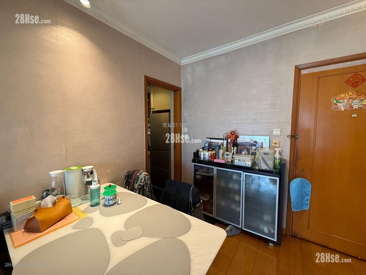 蓝湾半岛 售盘 3 房 , 2 浴室 605 平方尺