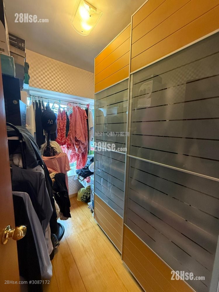 蓝湾半岛 售盘 3 房 , 2 浴室 605 平方尺