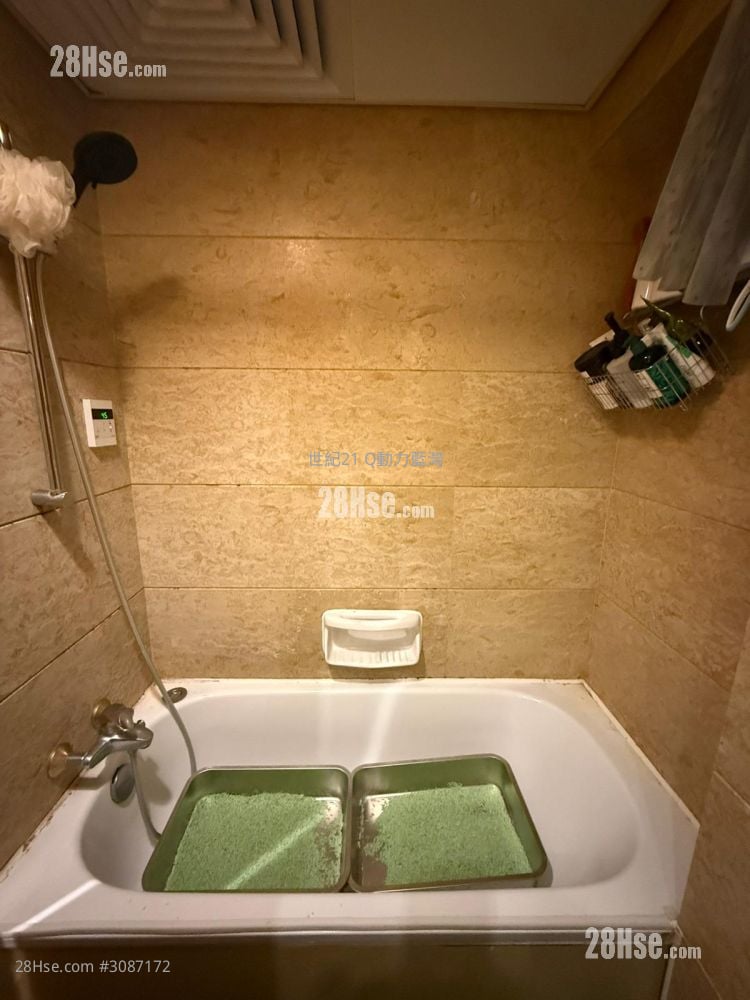 蓝湾半岛 售盘 3 房 , 2 浴室 605 平方尺