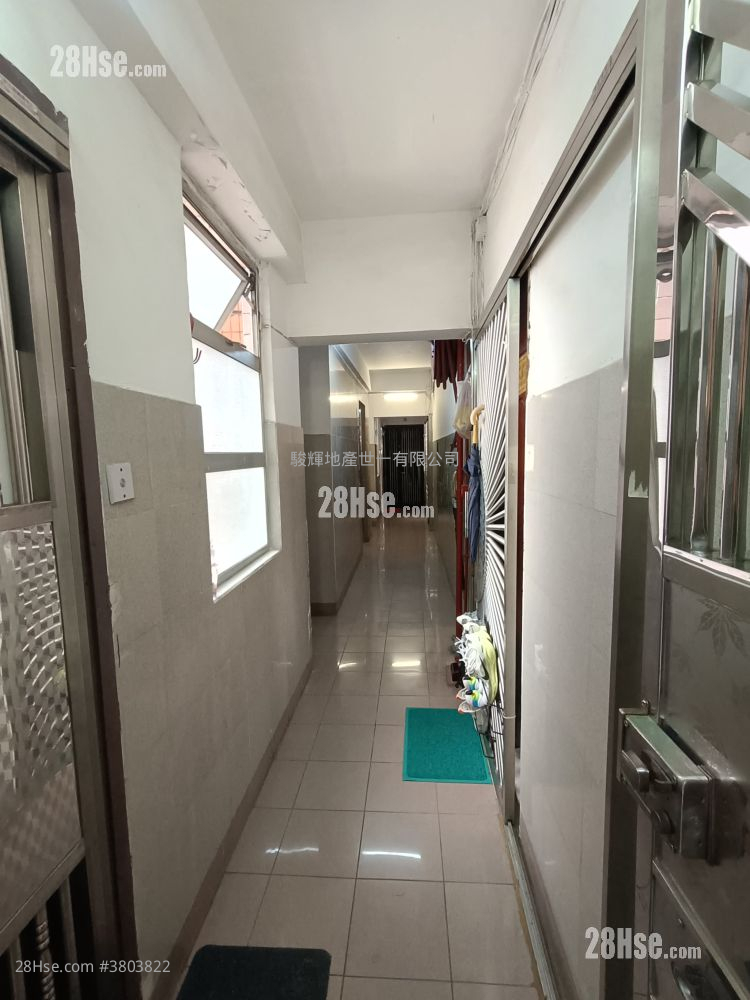 Winner Building Sell 2 Bedrooms , 1 Bathroom 334 ft²