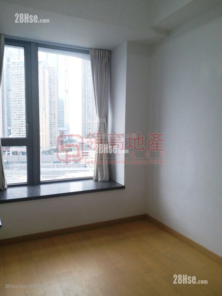 The Austin 售盘 3 房 , 2 浴室 906 平方尺