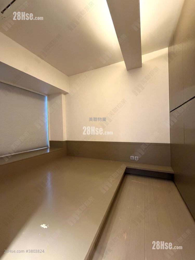 银湖天峰 租盘 762 平方尺