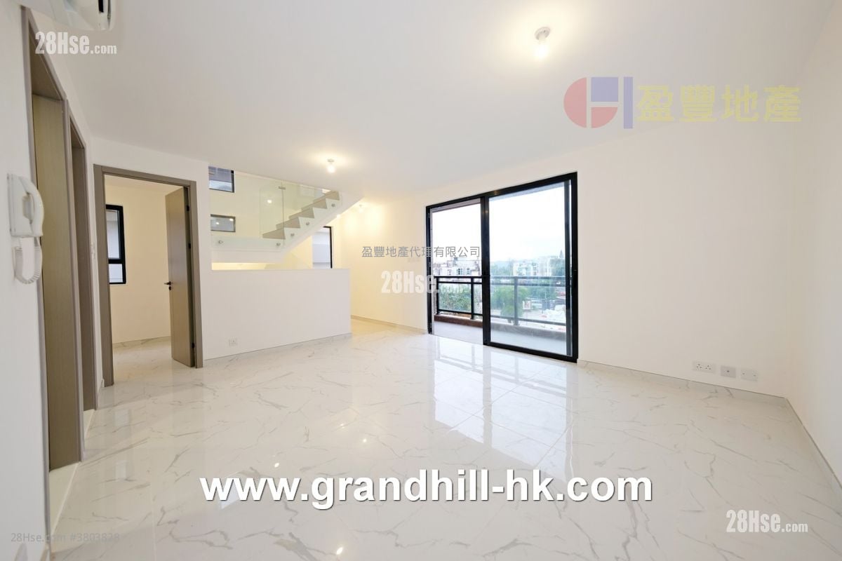 村屋 售盤 3 房 , 2 浴室