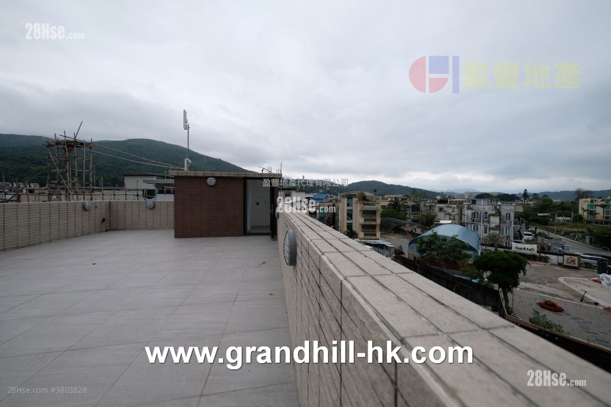 村屋 售盤 3 房 , 2 浴室