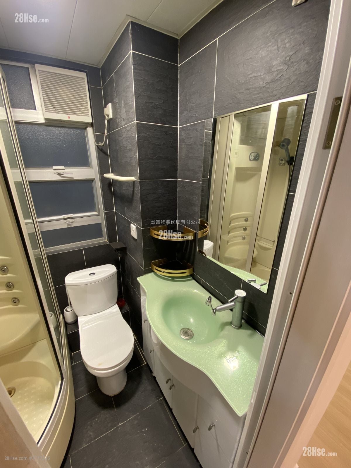 湾景中心大厦 租盘 开放式间隔 , 1 浴室 357 平方尺