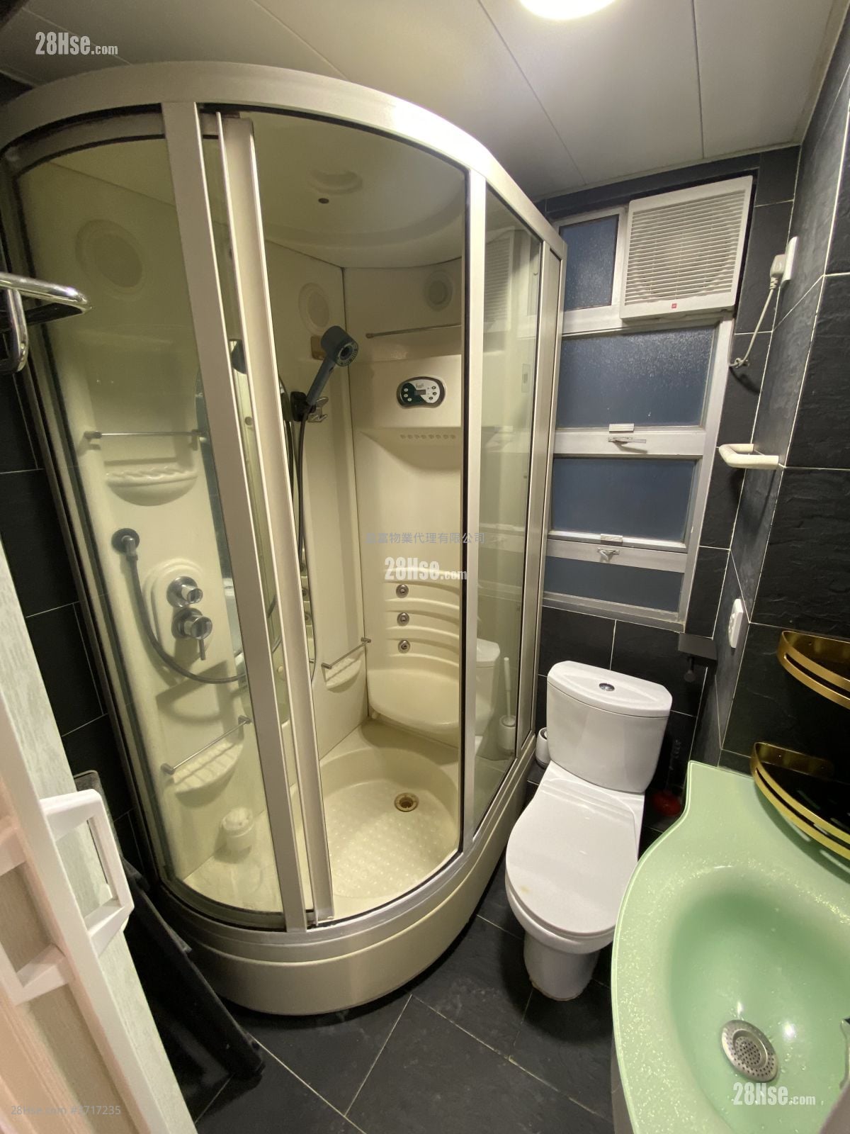 湾景中心大厦 租盘 开放式间隔 , 1 浴室 357 平方尺