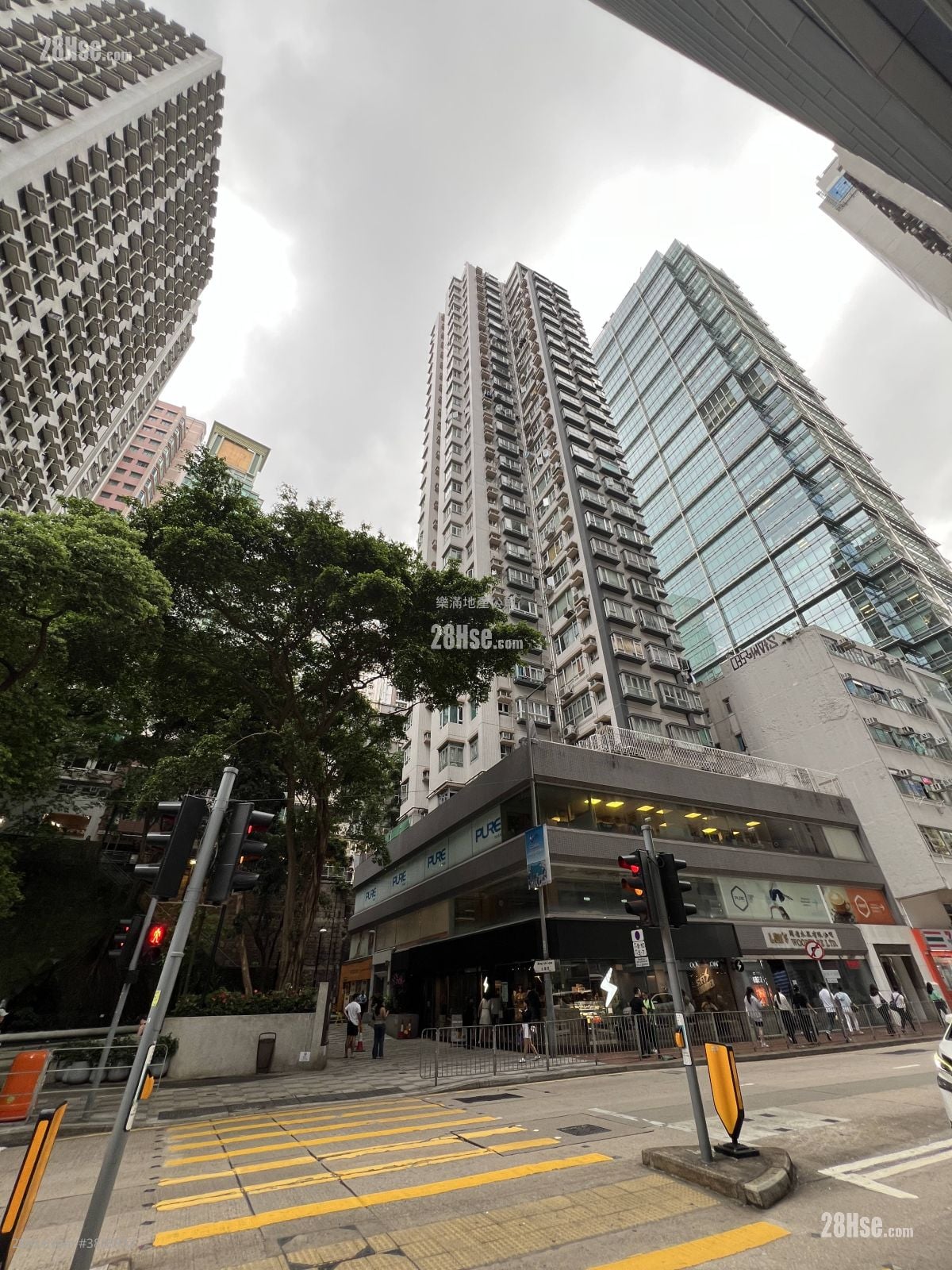 乐满大厦 售盘 2 房 , 1 浴室 408 平方尺