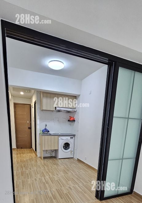 唐楼 租盘 180 平方尺