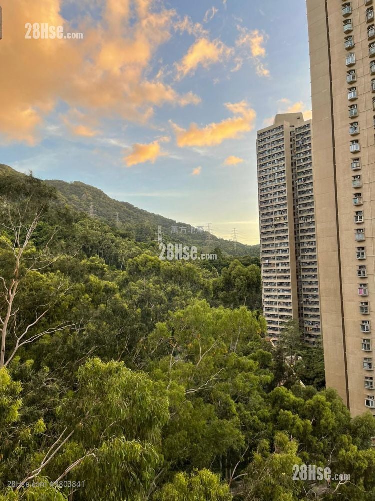 Ka Shun Court Sell 2 Bedrooms , 1 Bathroom 449 ft²