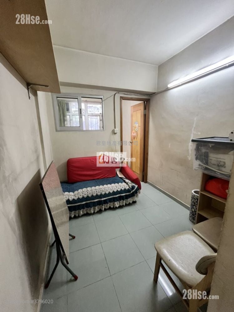 利兴大楼 租盘 1 房 , 1 浴室 170 平方尺