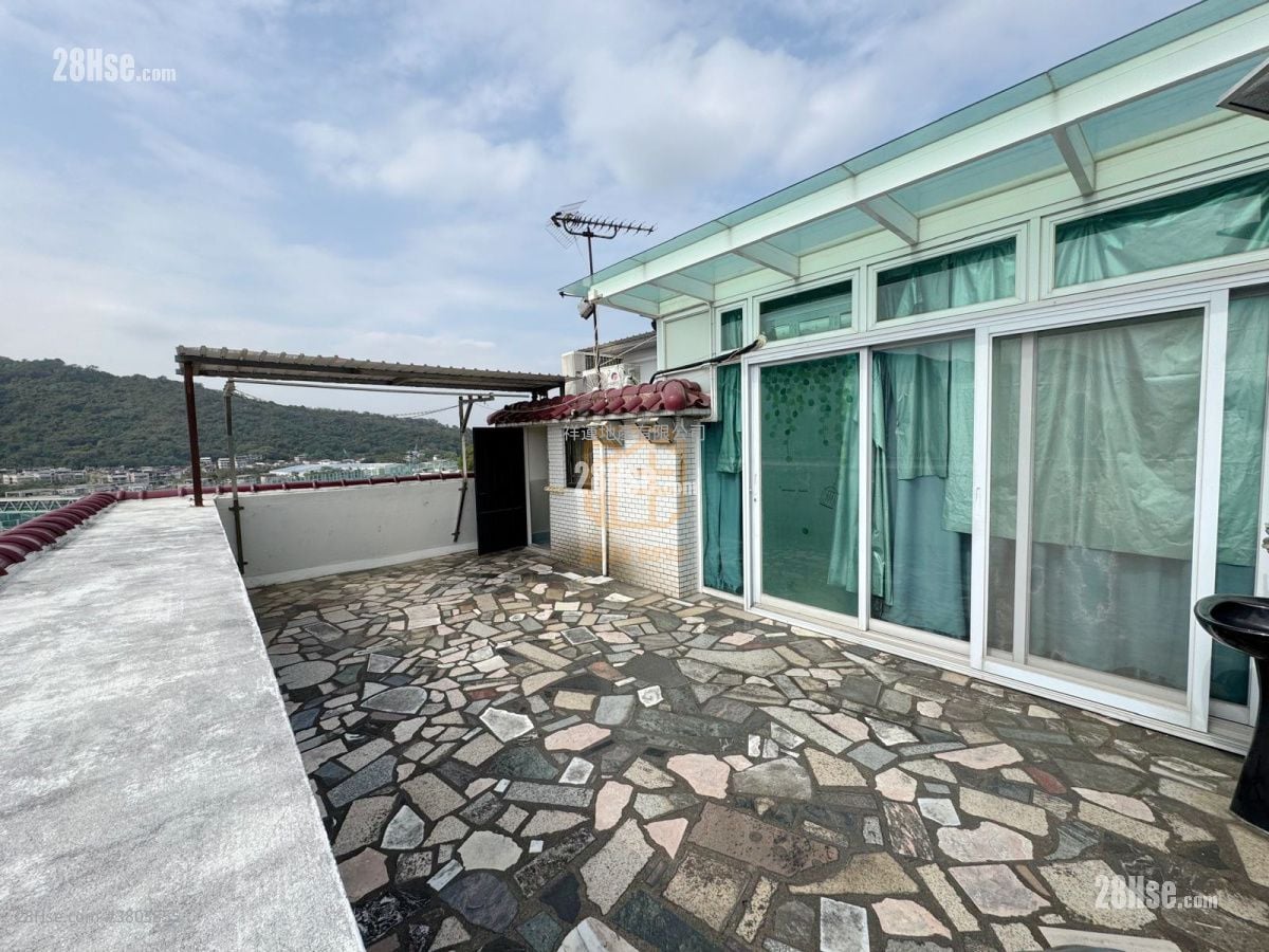 Village Sell 4 Bedrooms , 2 Bathrooms