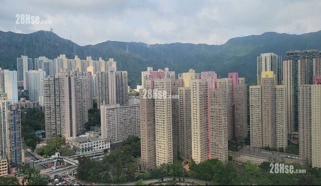 Lions Rise Sell 2 Bedrooms 567 ft²