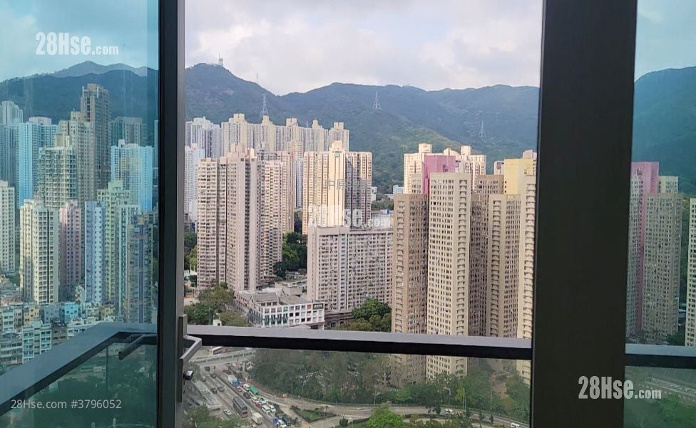 Lions Rise Sell 2 Bedrooms 567 ft²