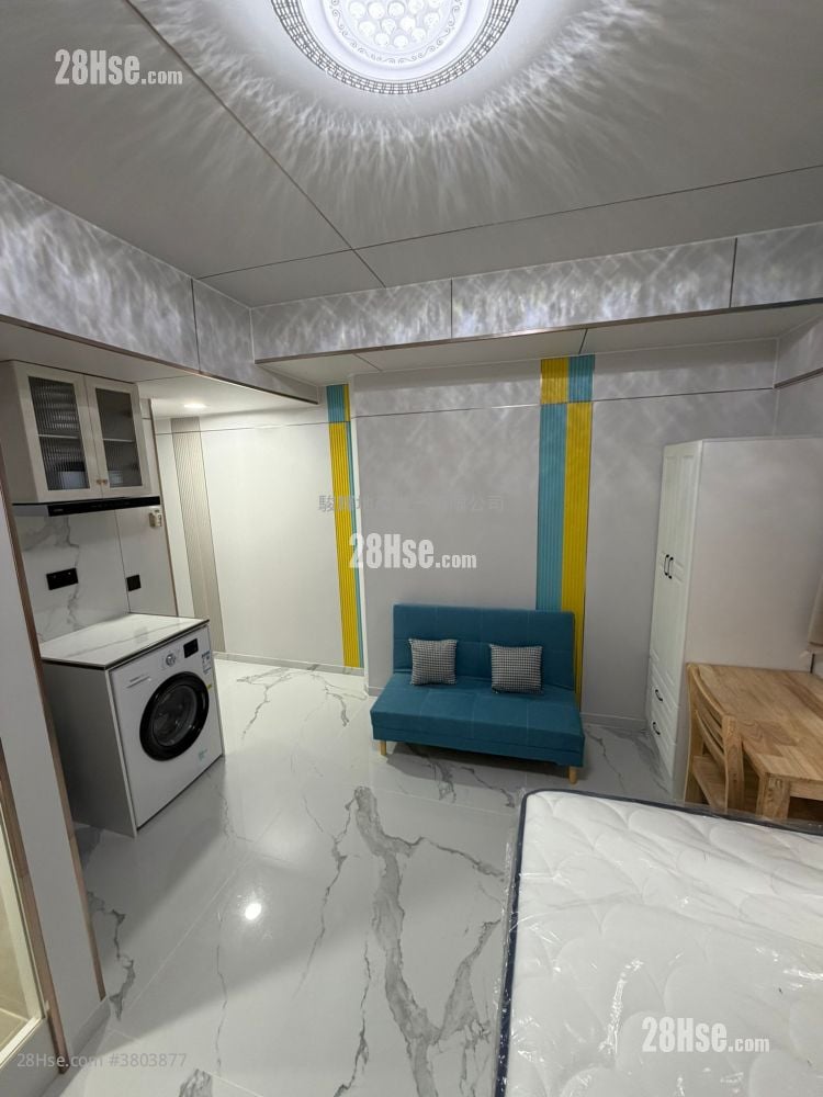 Golden Crown Court Rental 210 ft²