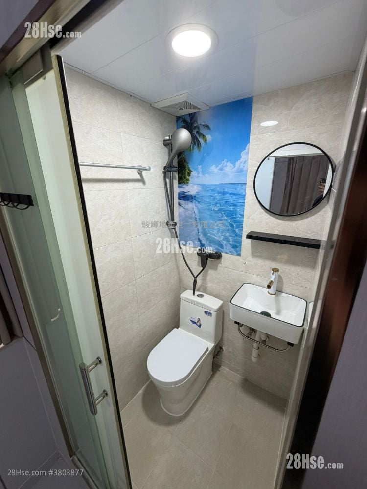 Golden Crown Court Rental 210 ft²