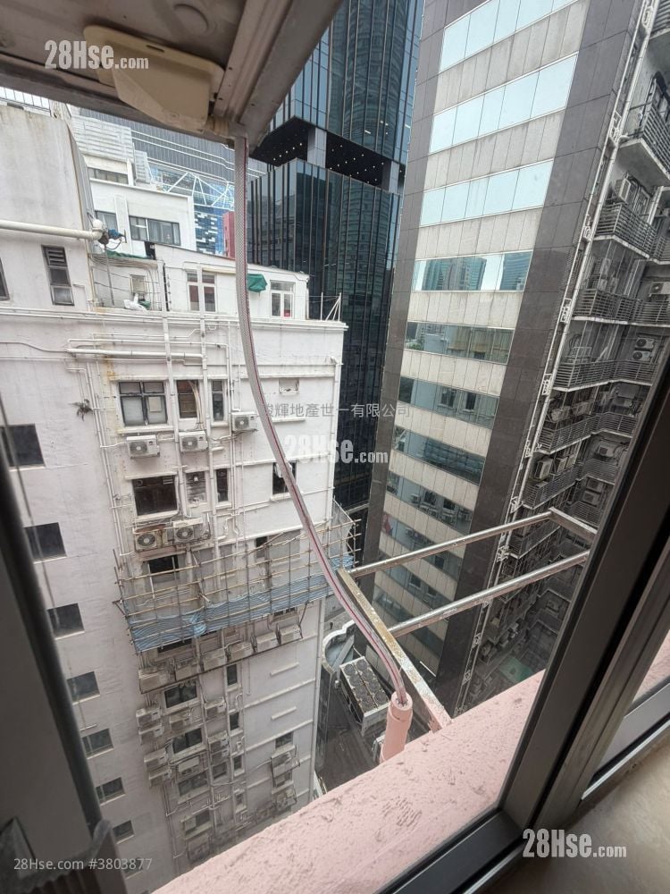 Golden Crown Court Rental 210 ft²