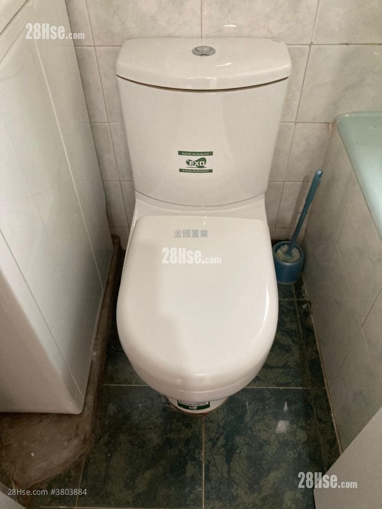 Luna Court Rental 2 Bedrooms , 1 Bathroom 447 ft²