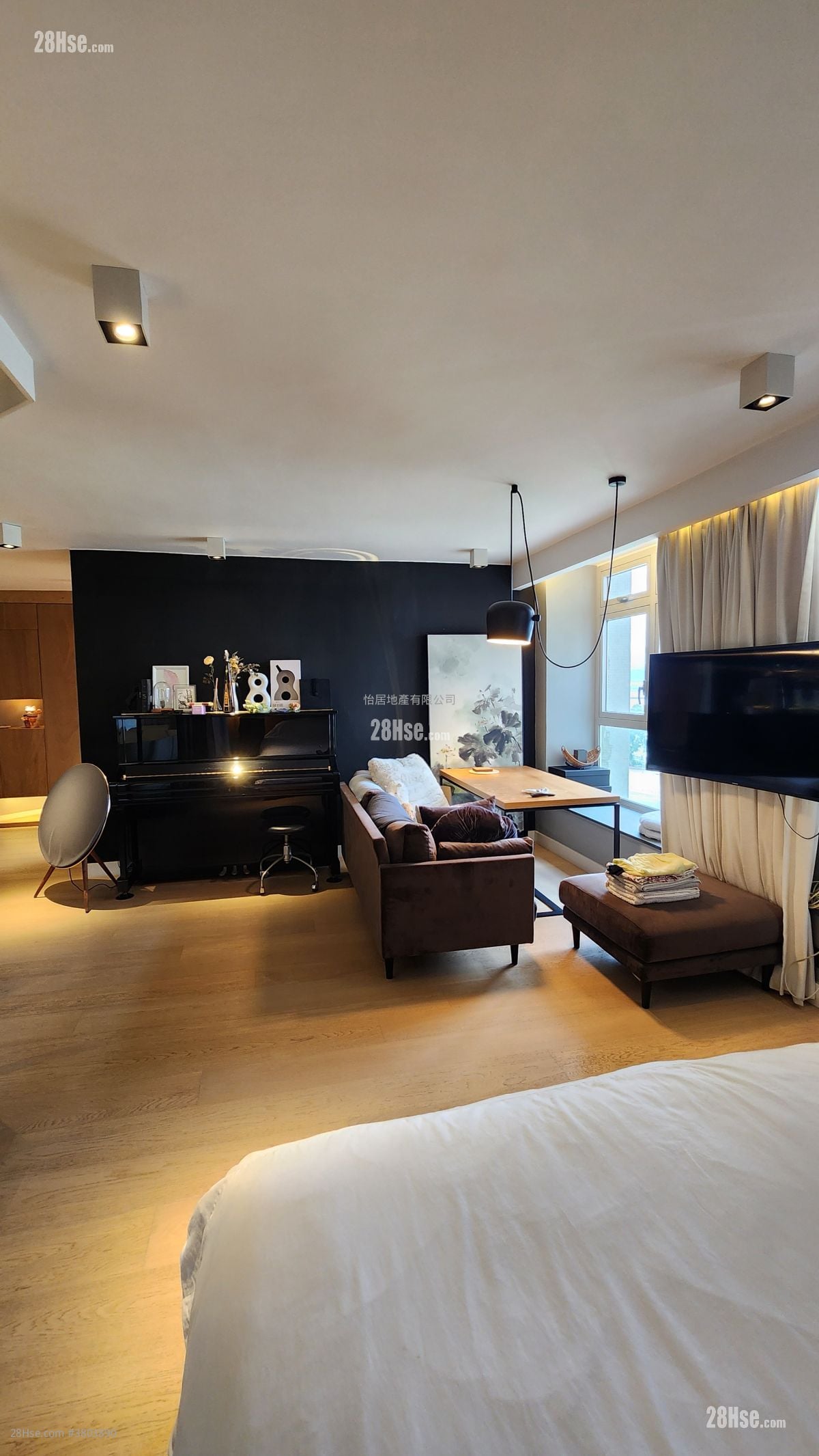 太古城 售盘 4 房 , 3 浴室 1,114 平方尺