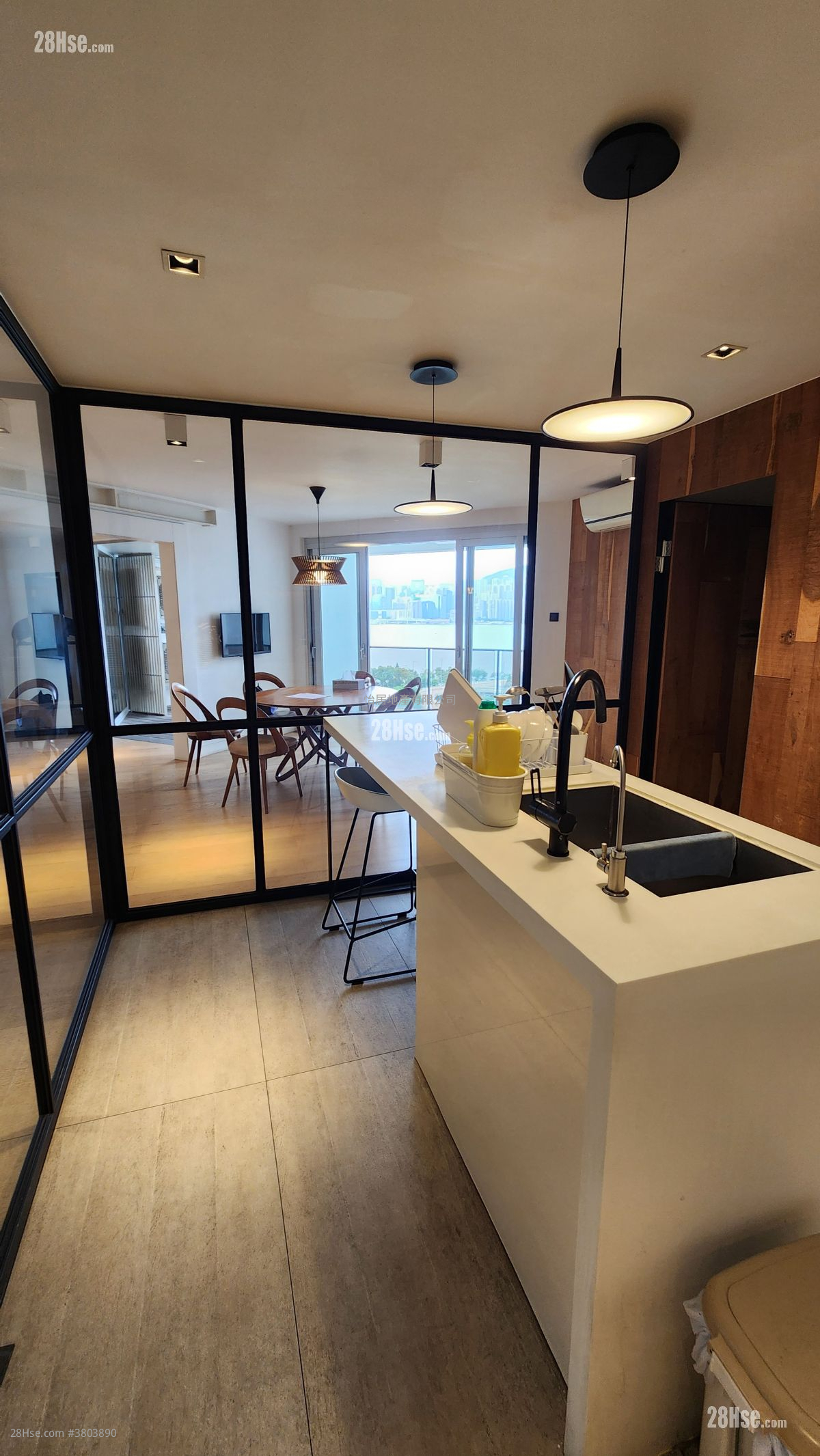 太古城 售盘 4 房 , 3 浴室 1,114 平方尺