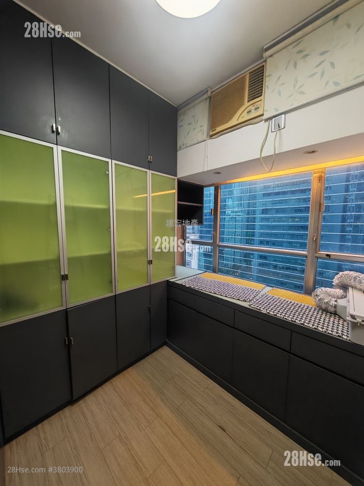 Southorn Garden Rental 2 Bedrooms , 1 Bathroom 401 ft²