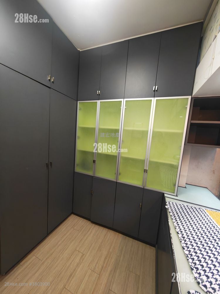 Southorn Garden Rental 2 Bedrooms , 1 Bathroom 401 ft²