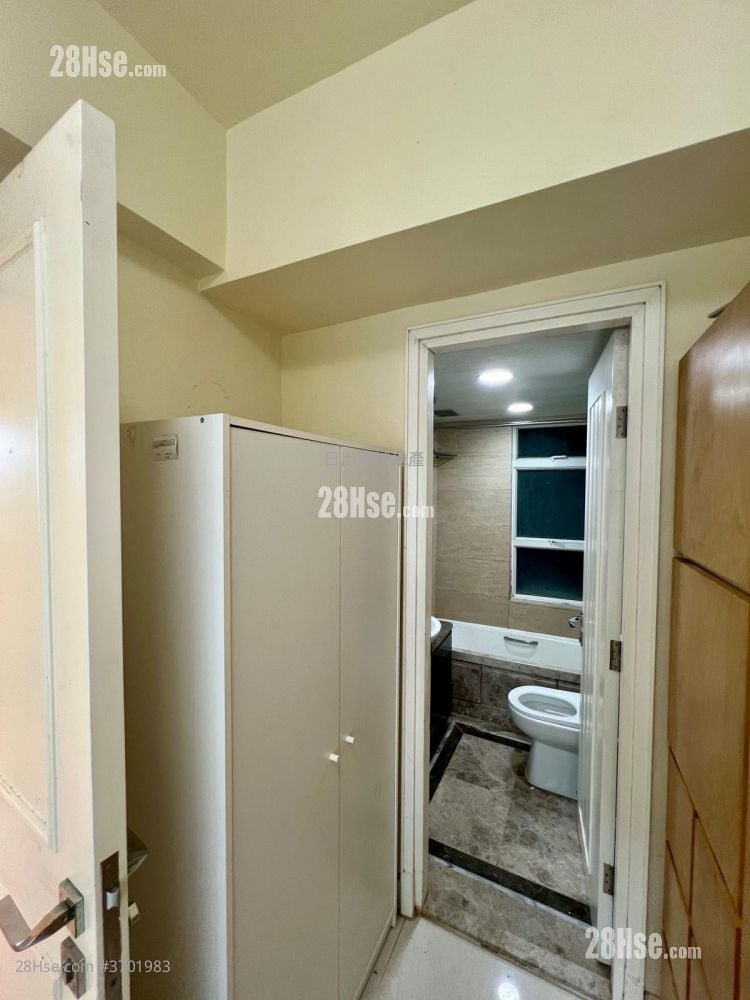 La Splendeur Of Le Prestige Rental 3 Bedrooms , 2 Bathrooms 676 ft²