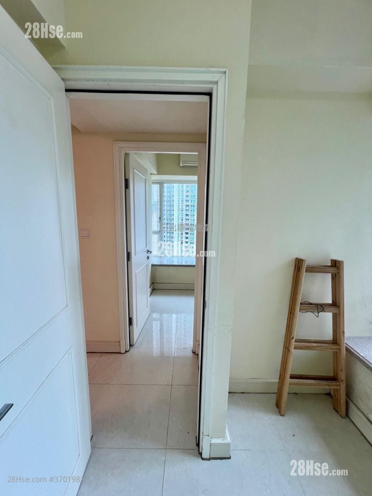 La Splendeur Of Le Prestige Rental 3 Bedrooms , 2 Bathrooms 676 ft²