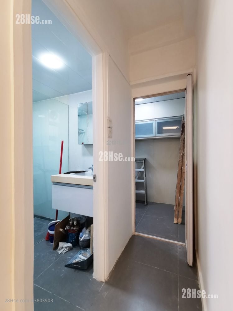 Beverly House Rental 3 Bedrooms 754 ft²