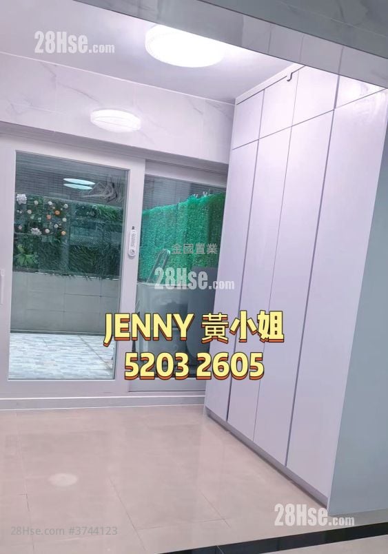 Prat Mansions Rental 1 Bedroom , 1 Bathroom 401 ft²