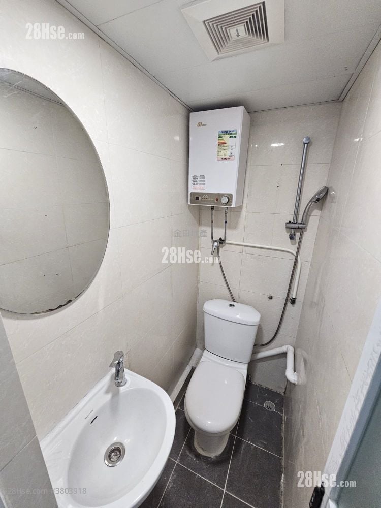 Cheong Ip Building Rental Studio , 1 Bathroom