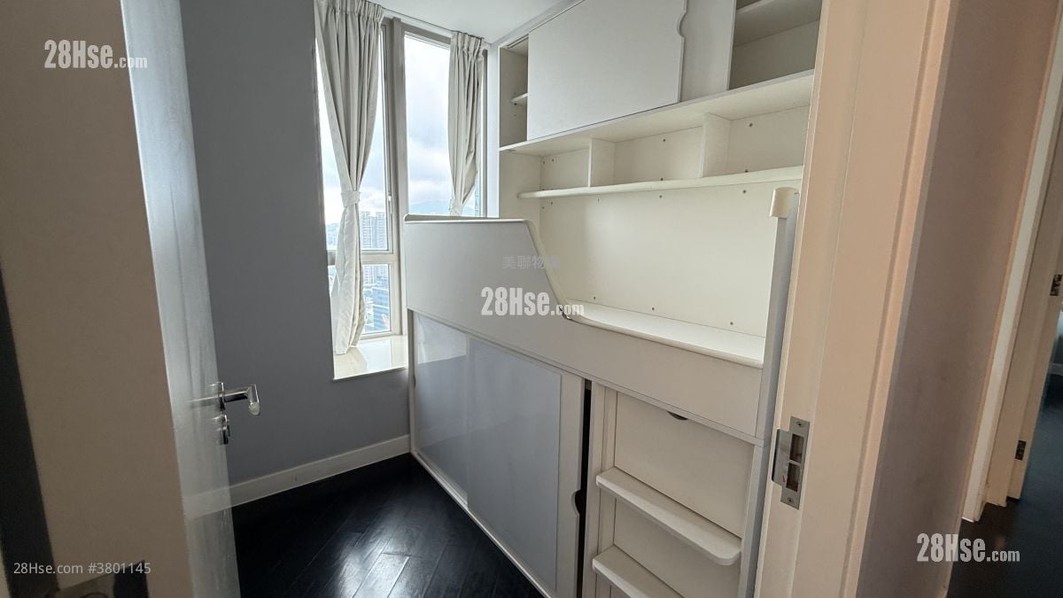 The Wings Rental Studio , 3 Bathrooms 892 ft²