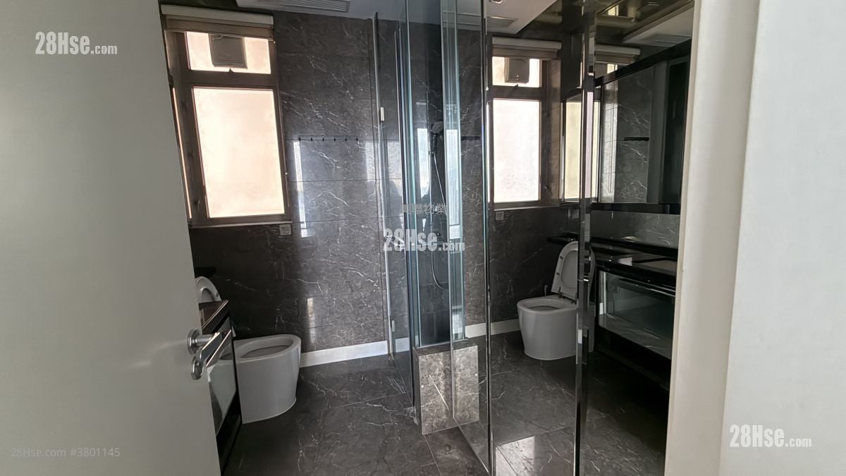 The Wings Rental Studio , 3 Bathrooms 892 ft²