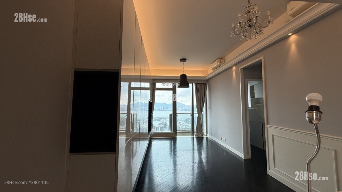 The Wings Rental Studio , 3 Bathrooms 892 ft²