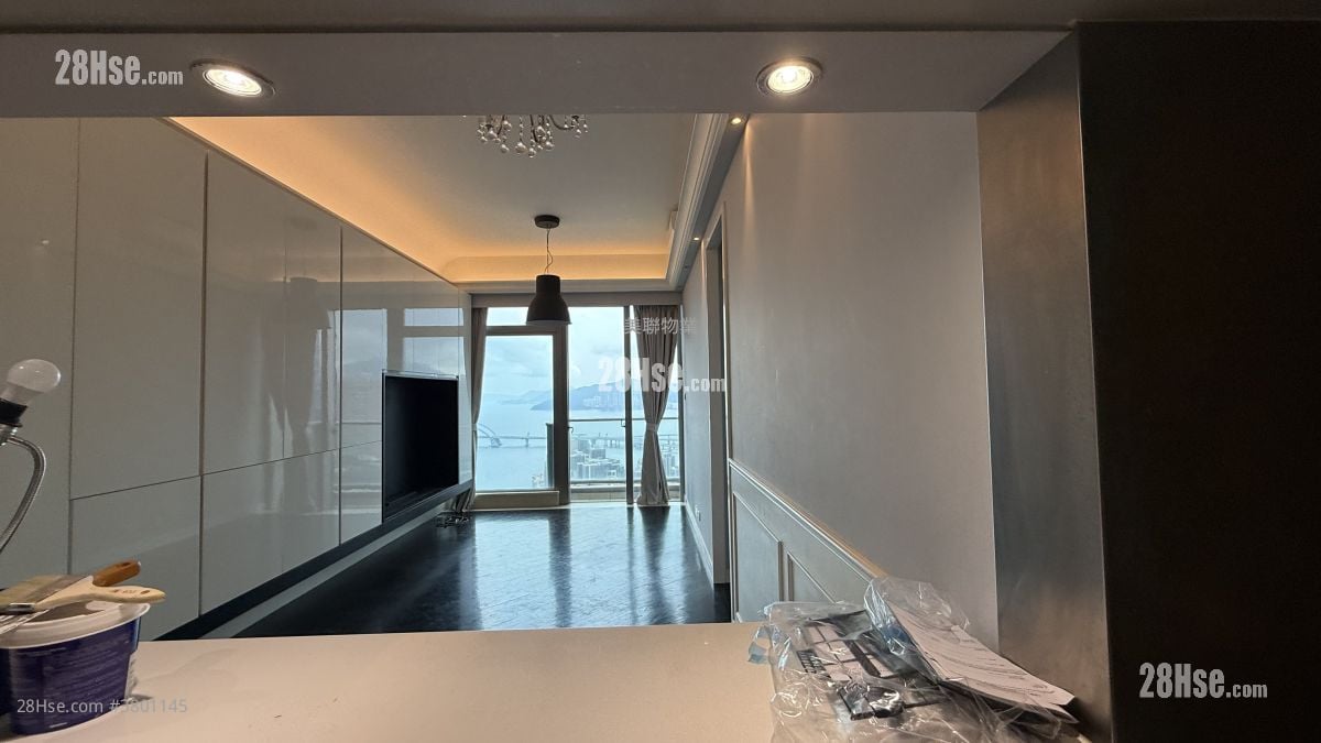 The Wings Rental Studio , 3 Bathrooms 892 ft²