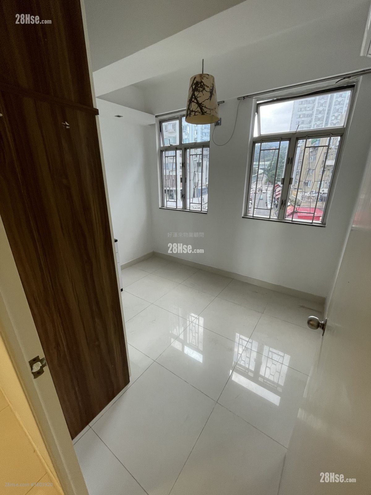 Chinese Mansion Rental 3 Bedrooms 478 ft²