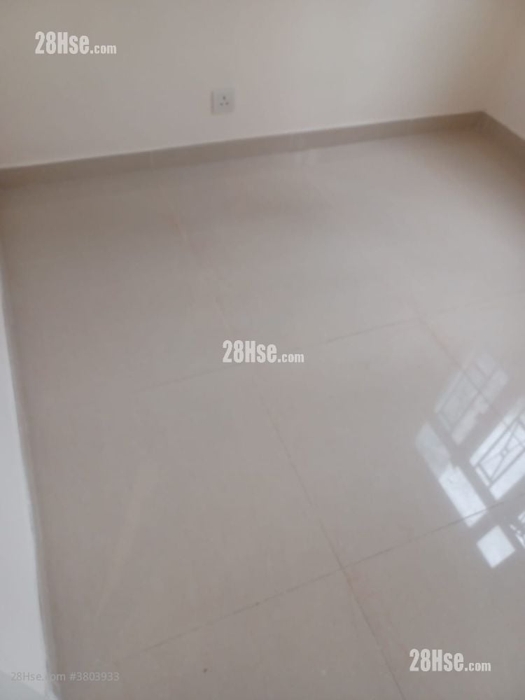 Foon Tak Building Rental 2 Bedrooms , 1 Bathroom 355 ft²