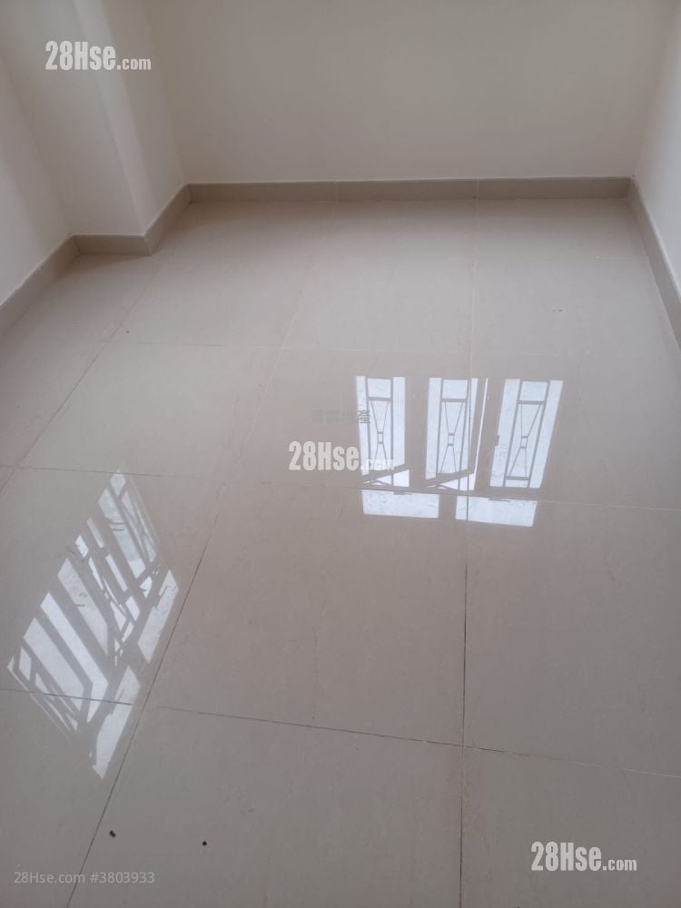 Foon Tak Building Rental 2 Bedrooms , 1 Bathroom 355 ft²