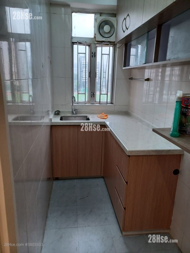 Foon Tak Building Rental 2 Bedrooms , 1 Bathroom 355 ft²