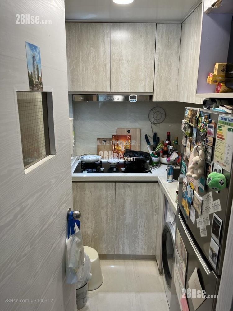 Wai Wah Court Sell 2 Bedrooms , 1 Bathroom 344 ft²
