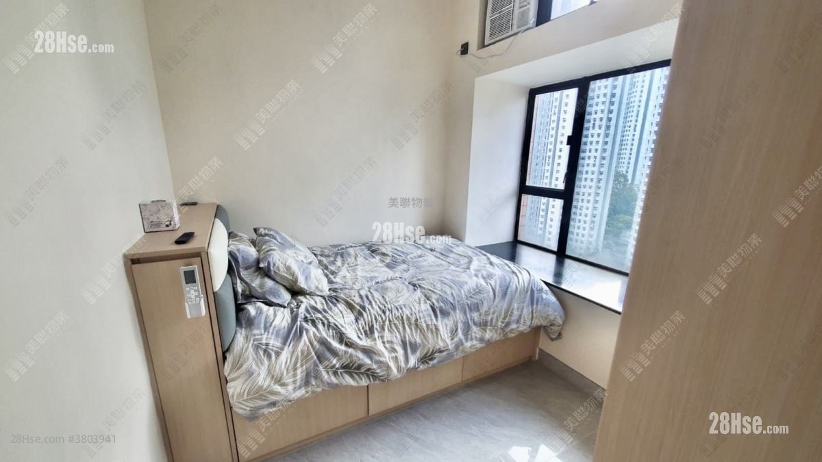 雅典居 售盘 3 房 727 平方尺