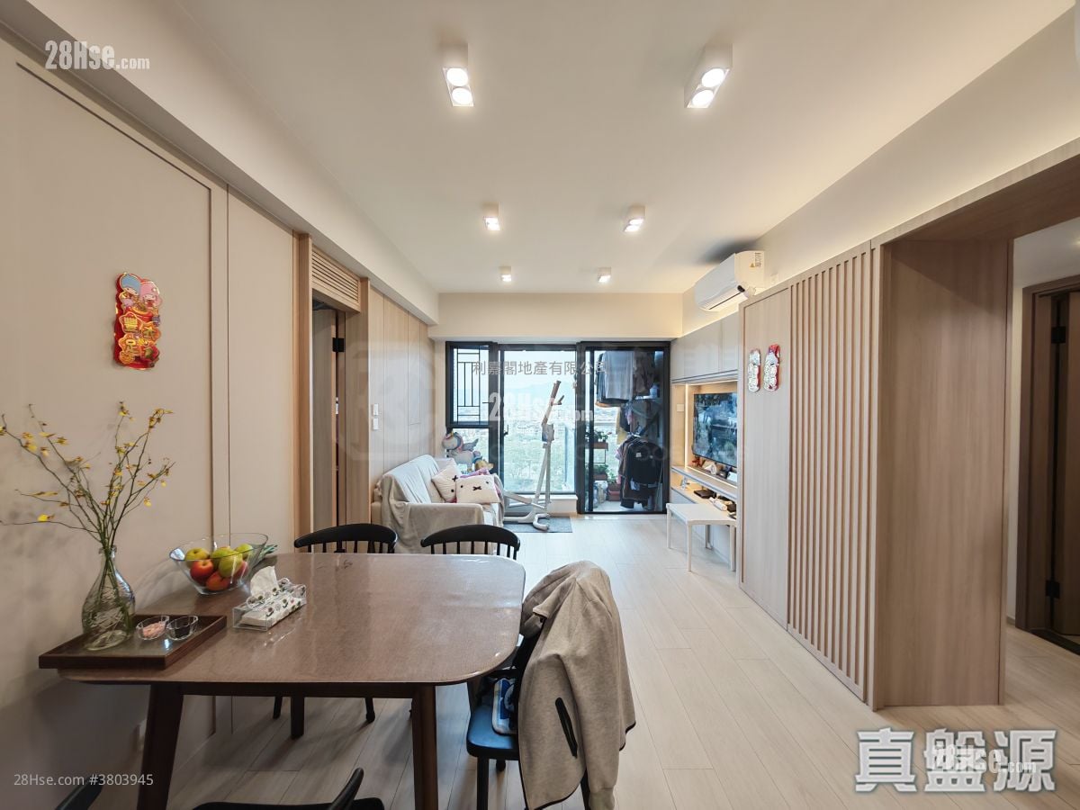 Park Signature Sell 3 Bedrooms 786 ft²