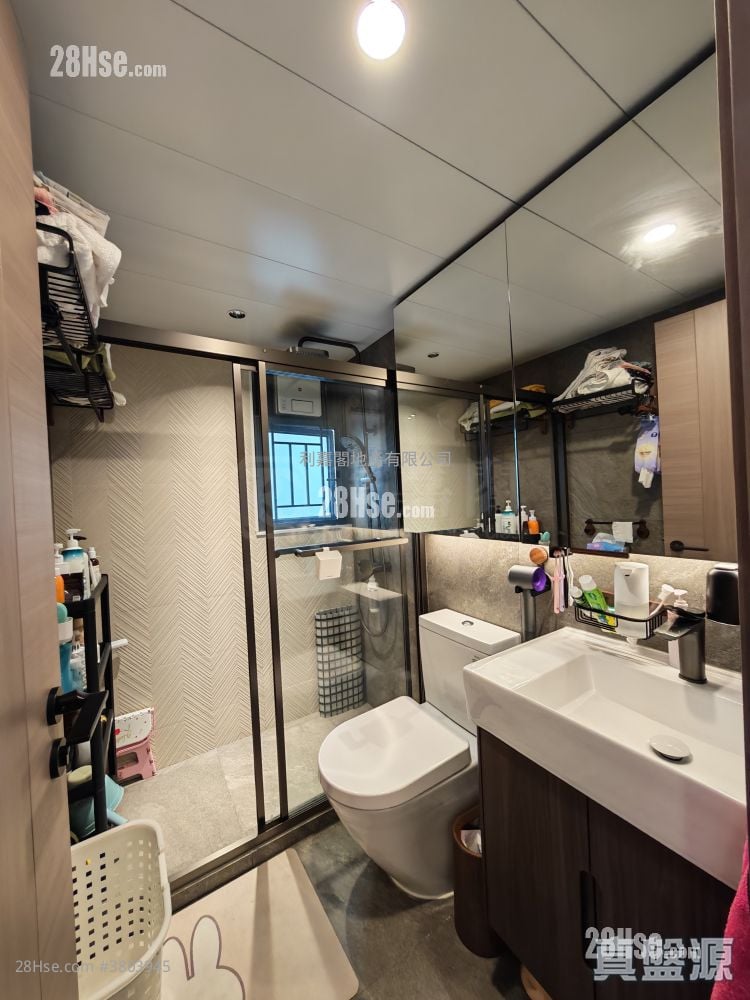 Park Signature Sell 3 Bedrooms 786 ft²